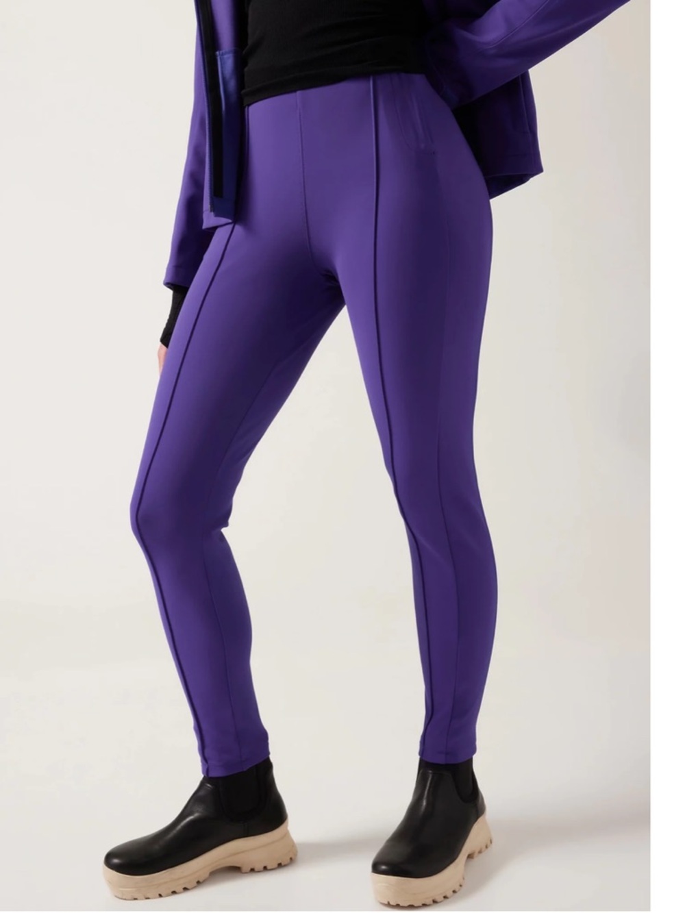 NWT Athleta Glacier Snow Skinny Pant II
Noble Blue (Purple)
Size 4